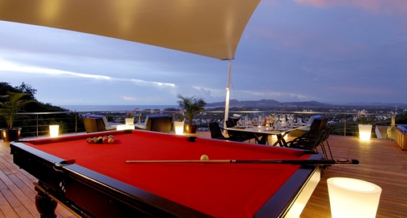 E-Rooftop-Lounge-with-Pool-Table1 - Copy (Custom) - Copy
